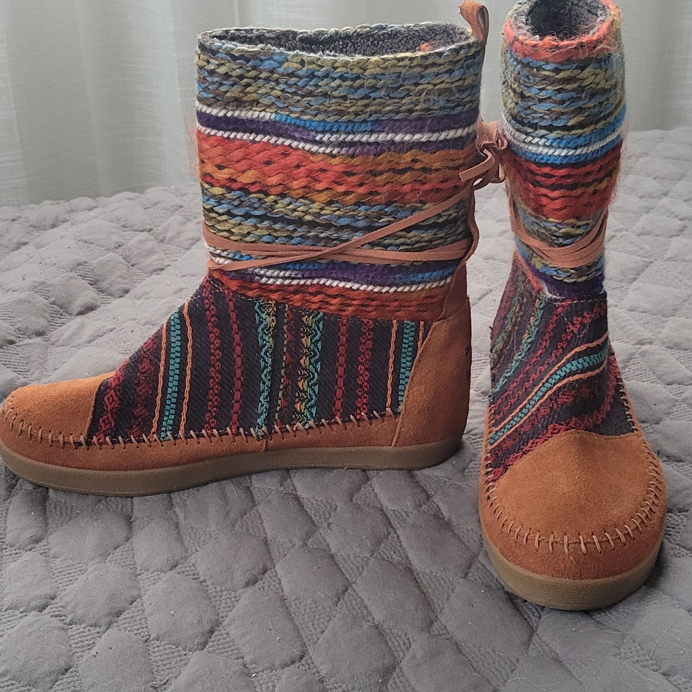 Toms Multicolor Knit & Leather Women's Boots